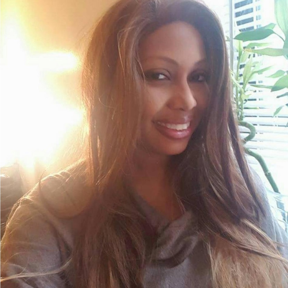 Meet your Posher, Raquel